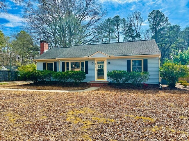 Building Photo - Updated Single-Level 3BD Home in Durham | Large Deck & Patio | Minutes to Duke & I-85