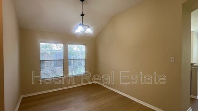 Photo - 1712 Bush Coat Ln