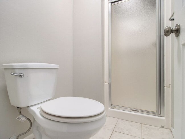 Photo - 3599 Woodbriar Cir Unidad A