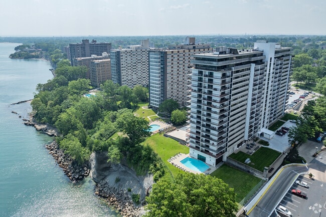 Vista alternativa - The Meridian Condos