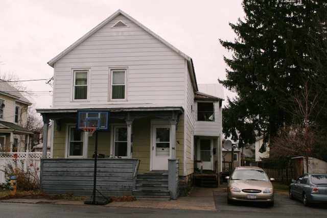Photo - 96 Walworth St