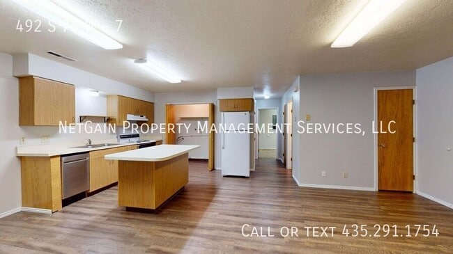Photo - 492 S 75 W Unit 7