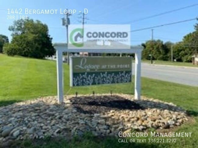 Building Photo - 1442 G Bergamot Loop Unit D Rental