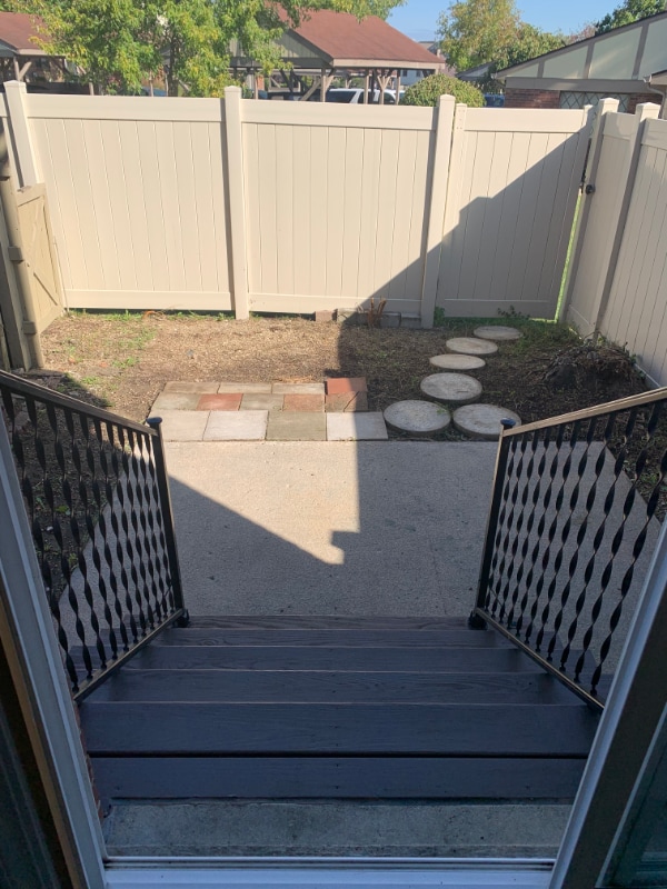 Photo - 447 Lockhaven Ct