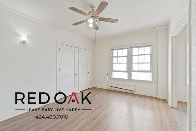 Building Photo - 3918 Beverly Blvd Rental