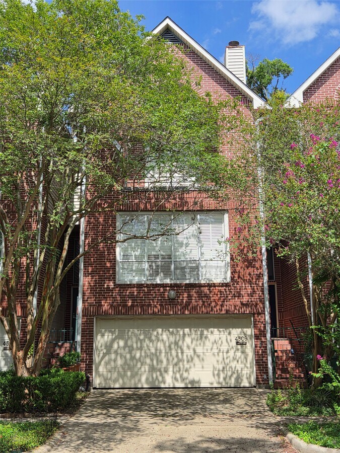 Photo - 4509 Hazard St