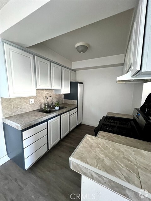 Building Photo - 3106 N Garey Ave Unit 4 Rental