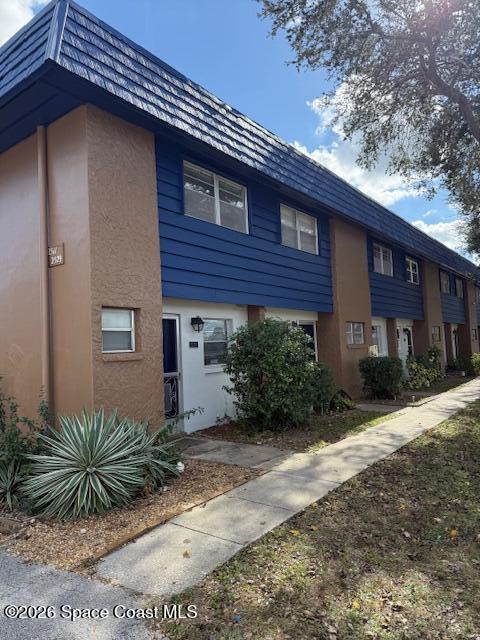 Photo - 2511 Country Club Dr