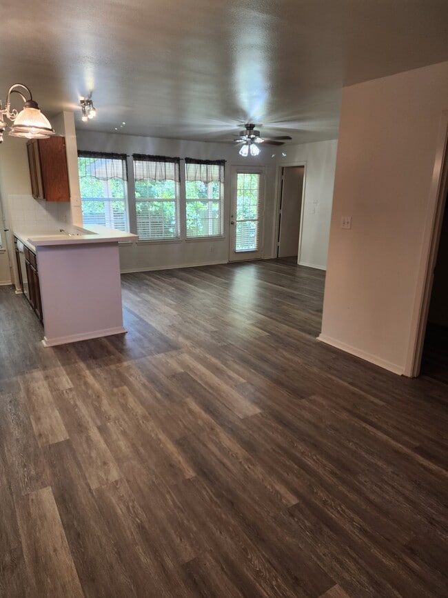 Photo - 1141 Woodlands Park Dr