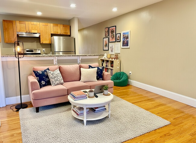 Photo - 328 St Paul St Unit 4