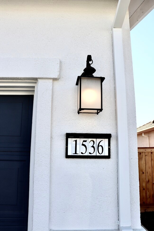 Photo - 1536 Minories Dr