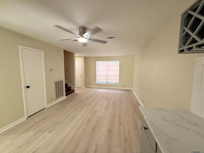 Photo - 5254 Stumberg Ln