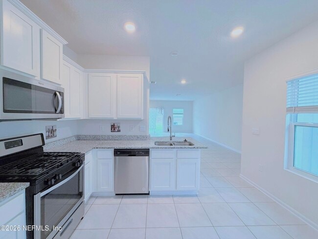 Photo - 365 Coastline Wy