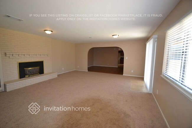 Photo - 10471 Reymouth Ave