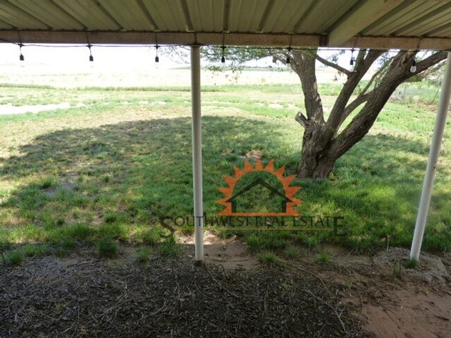 Photo - Country home with 3 bedroom 2 bathrooms