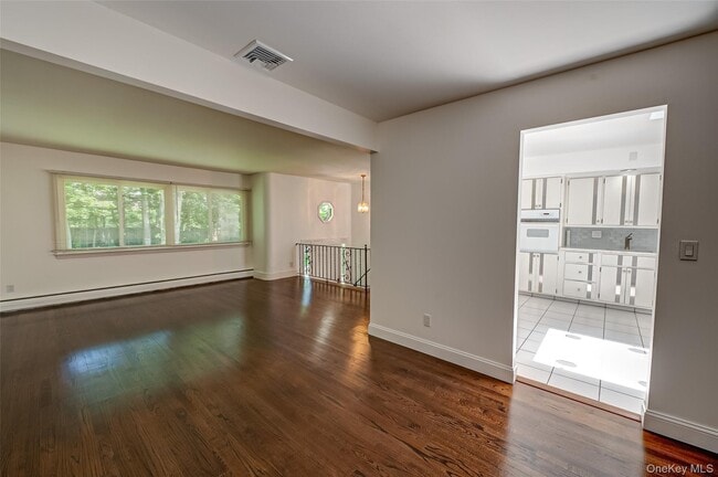 Photo - 26 Valleywood Rd