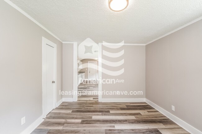 Photo - 729 83rd Pl S
