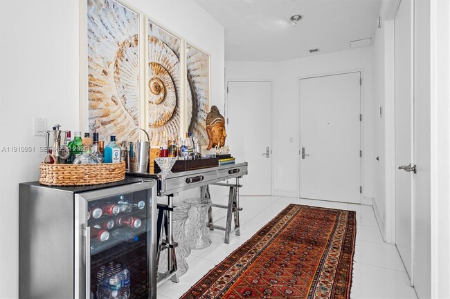 Photo - 15811 Collins Ave Unidad 3107