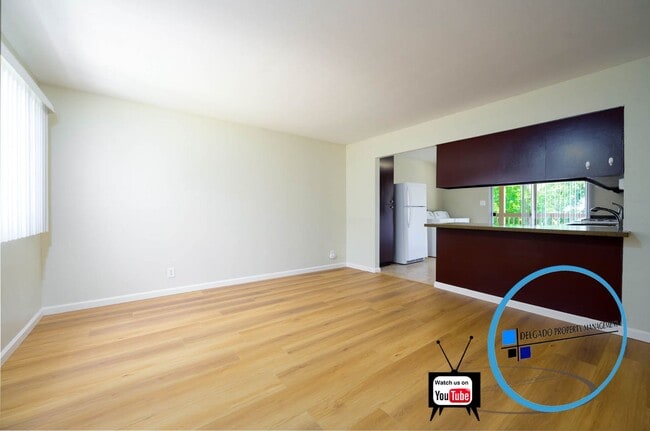 Photo - 1426 E 4th St