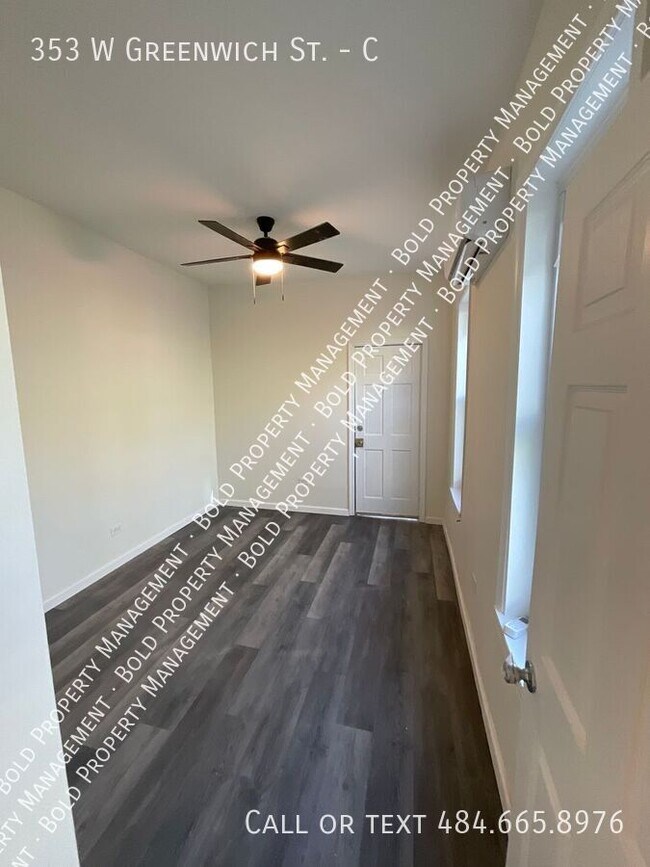 Photo - 353 W Greenwich St Unidad C