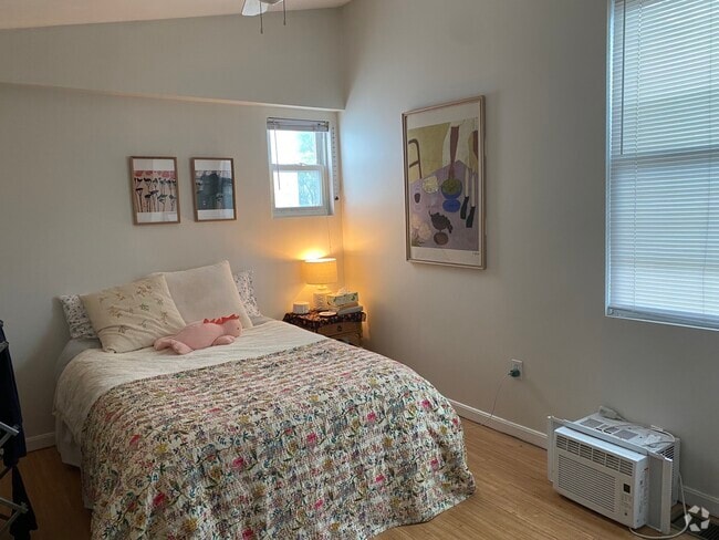 Building Photo - 75 5th St Unit 1 Rental