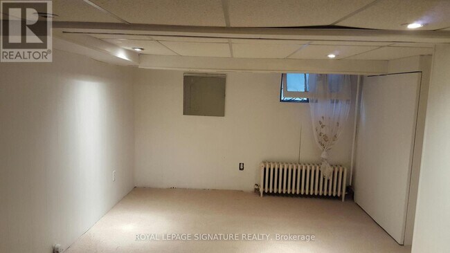 Photo - 27 Hillsboro Ave