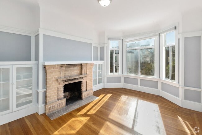 Building Photo - 2272-74 Greenwich Street/275 Moulton Stree... Unit 2272 Rental