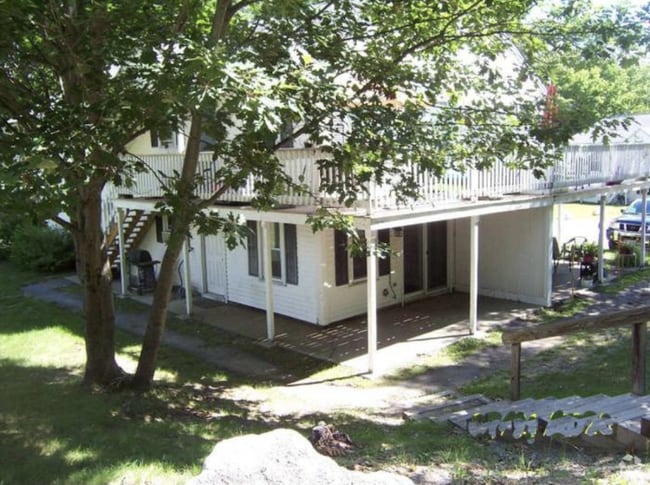 Building Photo - 18 Plaza Village Rd Rental