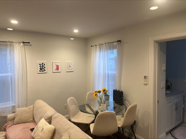 Photo - 5 O St Apartment Unit 1