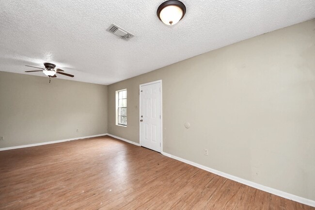 Photo - 1006 Perry St