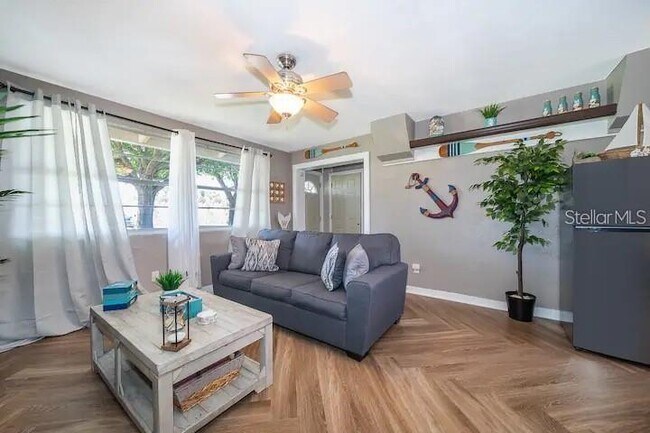 Photo - 39 Alamanda Dr
