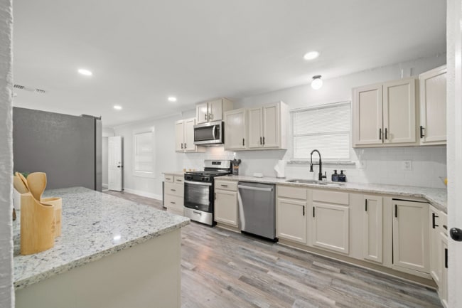 Photo - 125 Gramley St