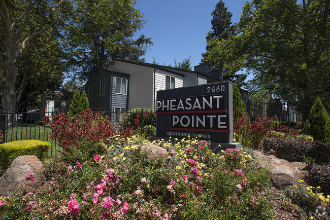 Building Photo - Pheasant Pointe Rental