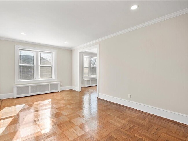 24 Springfield Ave