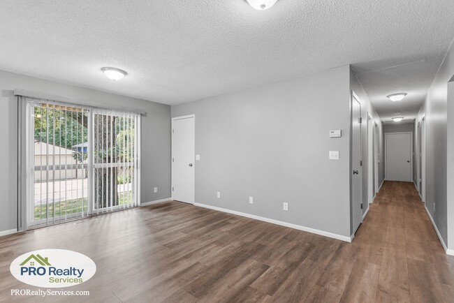 Photo - 5 Bedroom Home in Crystal