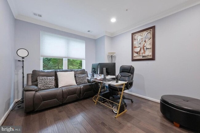 518 Harborview Dr