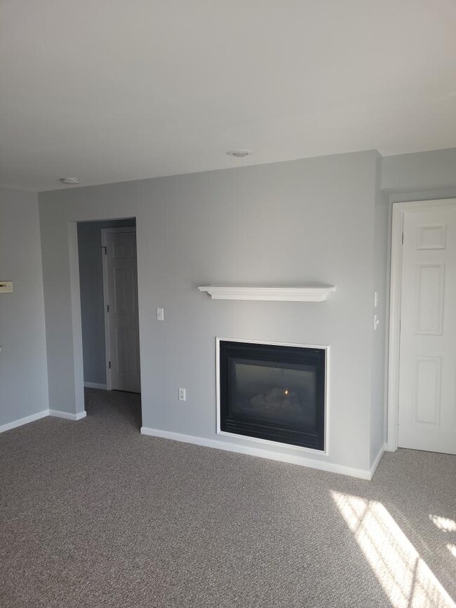 Photo - 2775 N Forest Rd Unit g