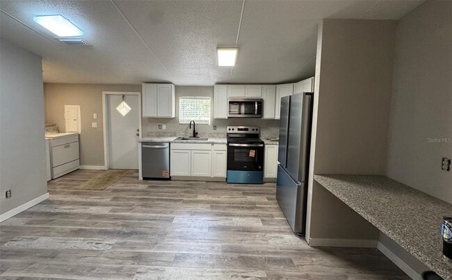 Photo - 7420 NE 111th Pl