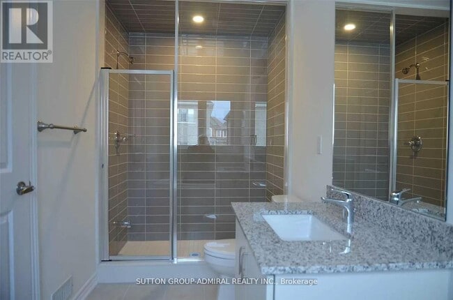 Photo - 1475 Blackmore St