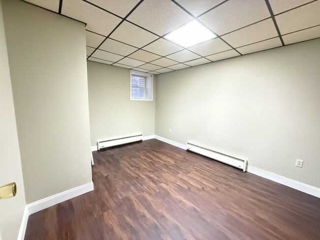 Photo - 132 E Main St