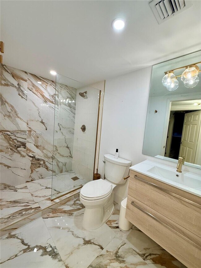 Photo - 2951 S Bayshore Dr Unit 316