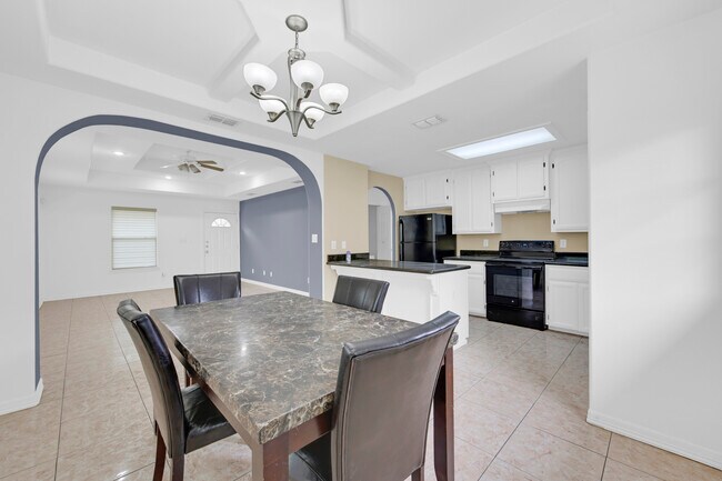 Photo - 1805 W Bronze St Unit 3