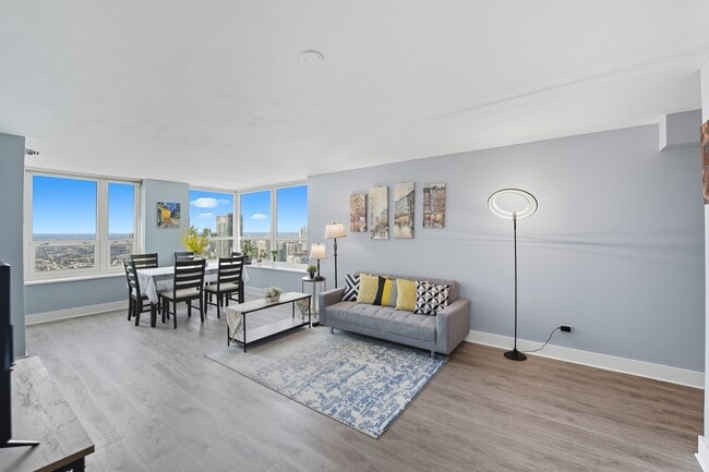 Photo - 345 N La Salle Dr Unit 4007