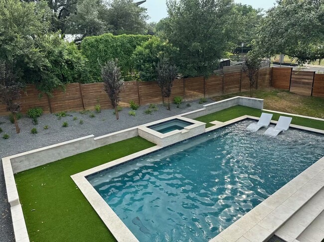 Photo - 2109 Barton Hills Dr