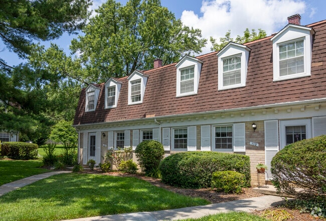 Photo - Melrose Apartments