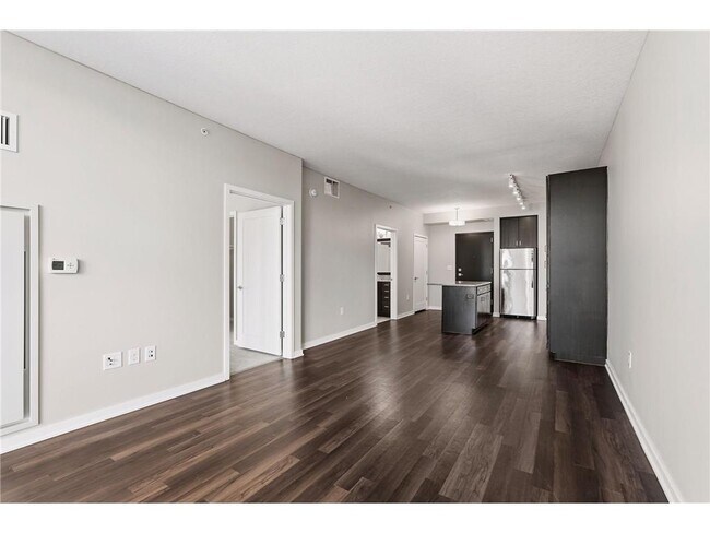 Photo - 497 S Marquette Ave Unidad 1410