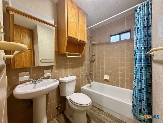 Photo - 1202 Stewart St