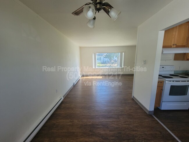 Photo - 1418 Mahan Ave
