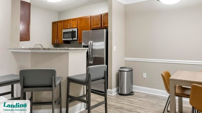 Photo - 925 Canterbury Rd NE Unit 12-1215