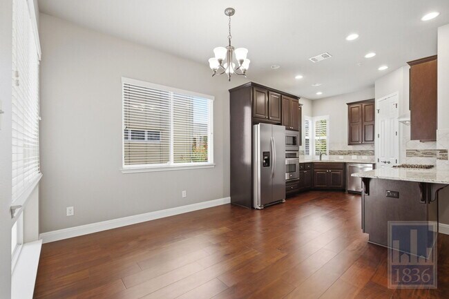 Photo - 2016 Simond Ave Unit Apartment D